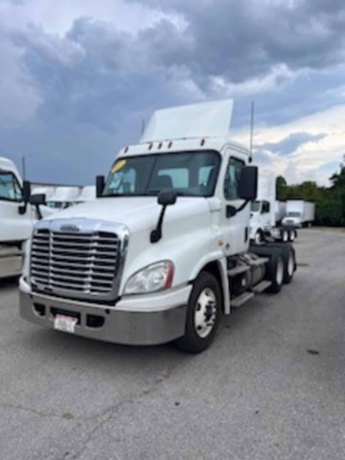 2017 Freightliner/Mercedes CASCADIA 125 672420