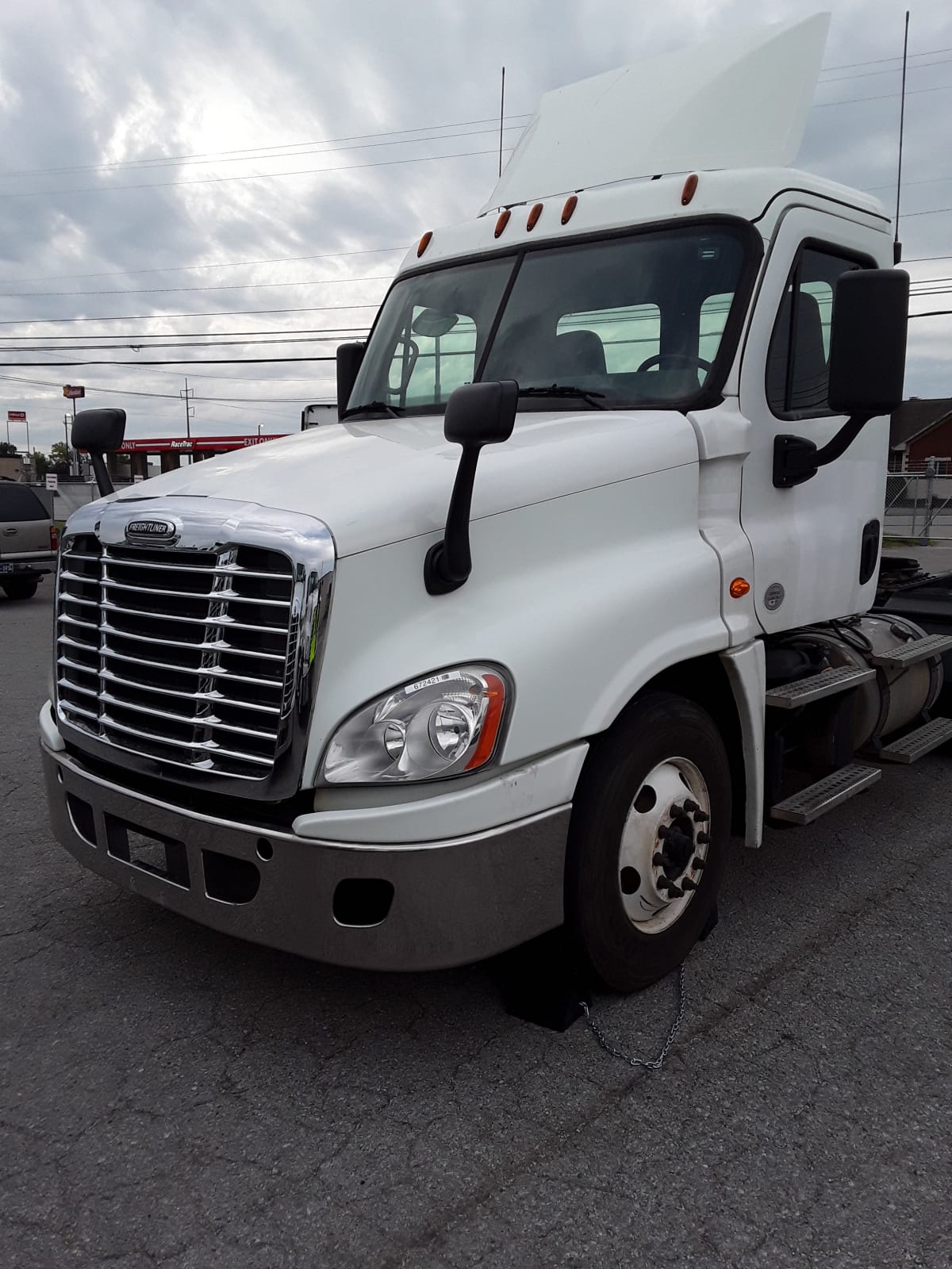 2017 Freightliner/Mercedes CASCADIA 125 672421