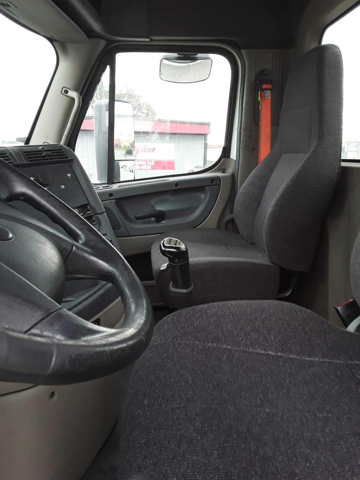 2017 Freightliner/Mercedes CASCADIA 125 672421