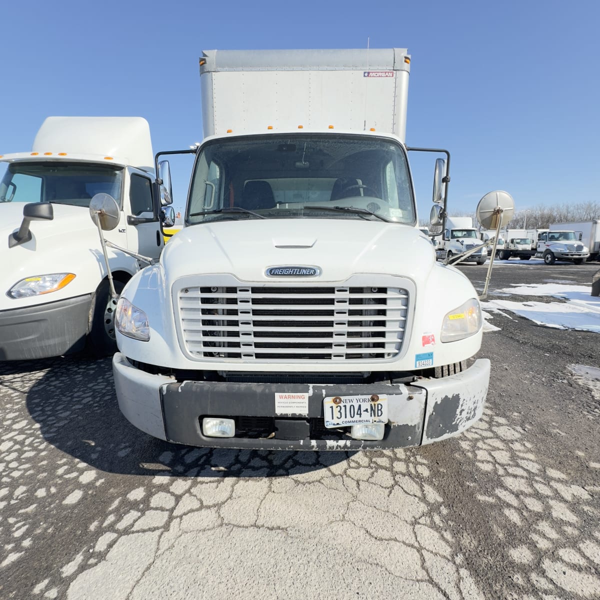 2017 Freightliner/Mercedes M2 106 672443