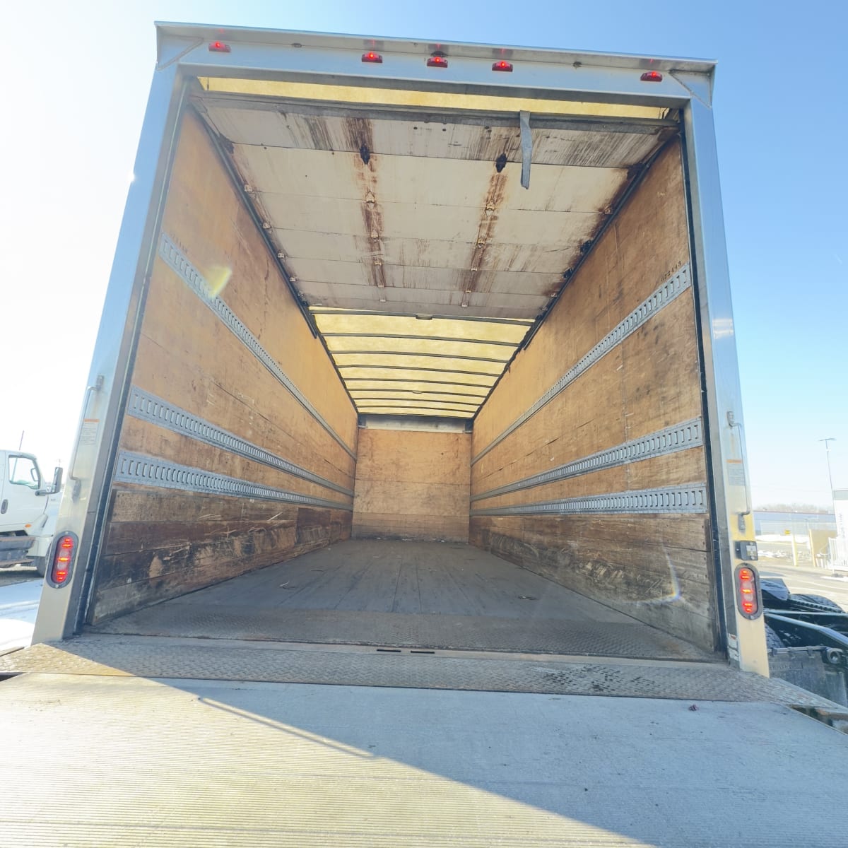 2017 Freightliner/Mercedes M2 106 672443