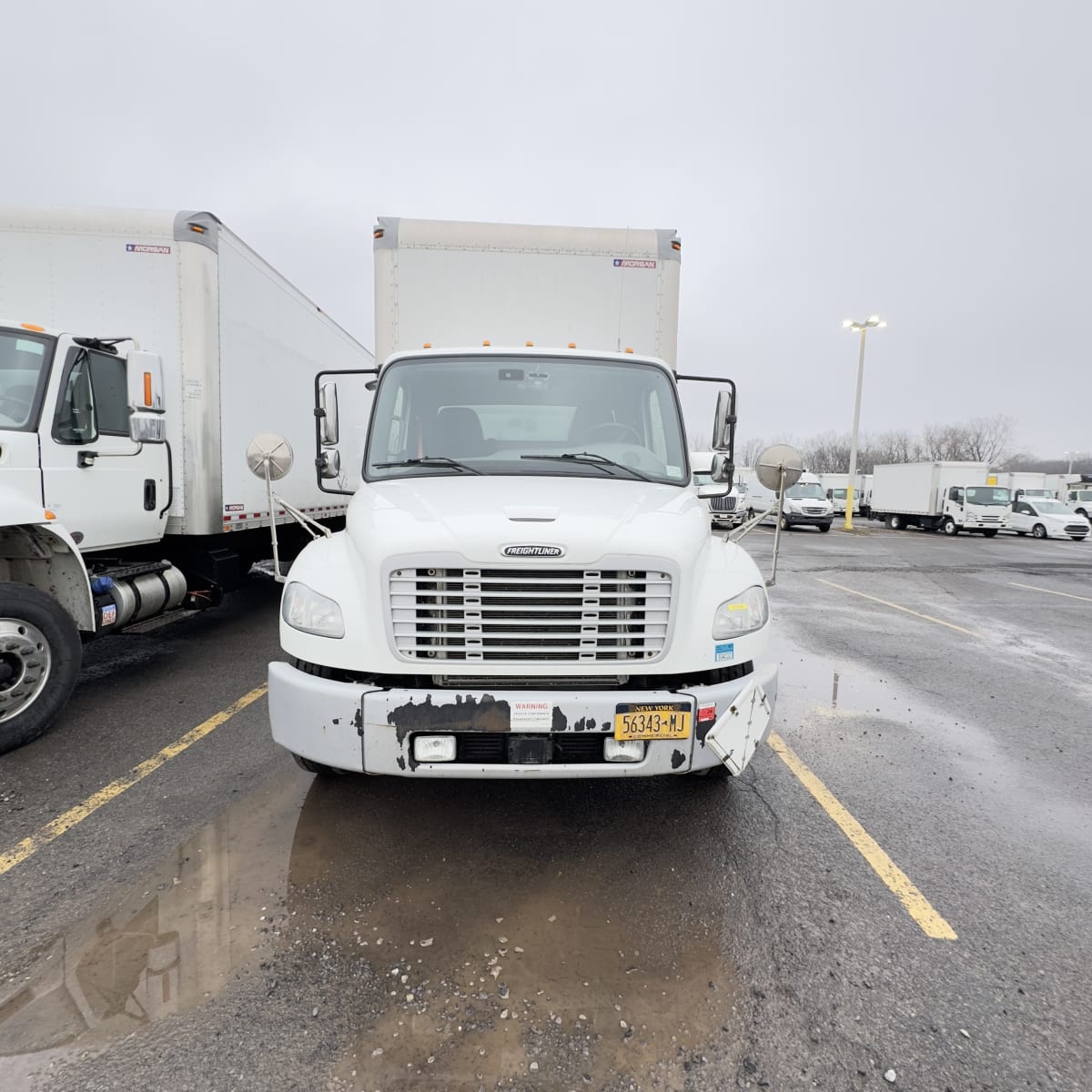 2017 Freightliner/Mercedes M2 106 672447