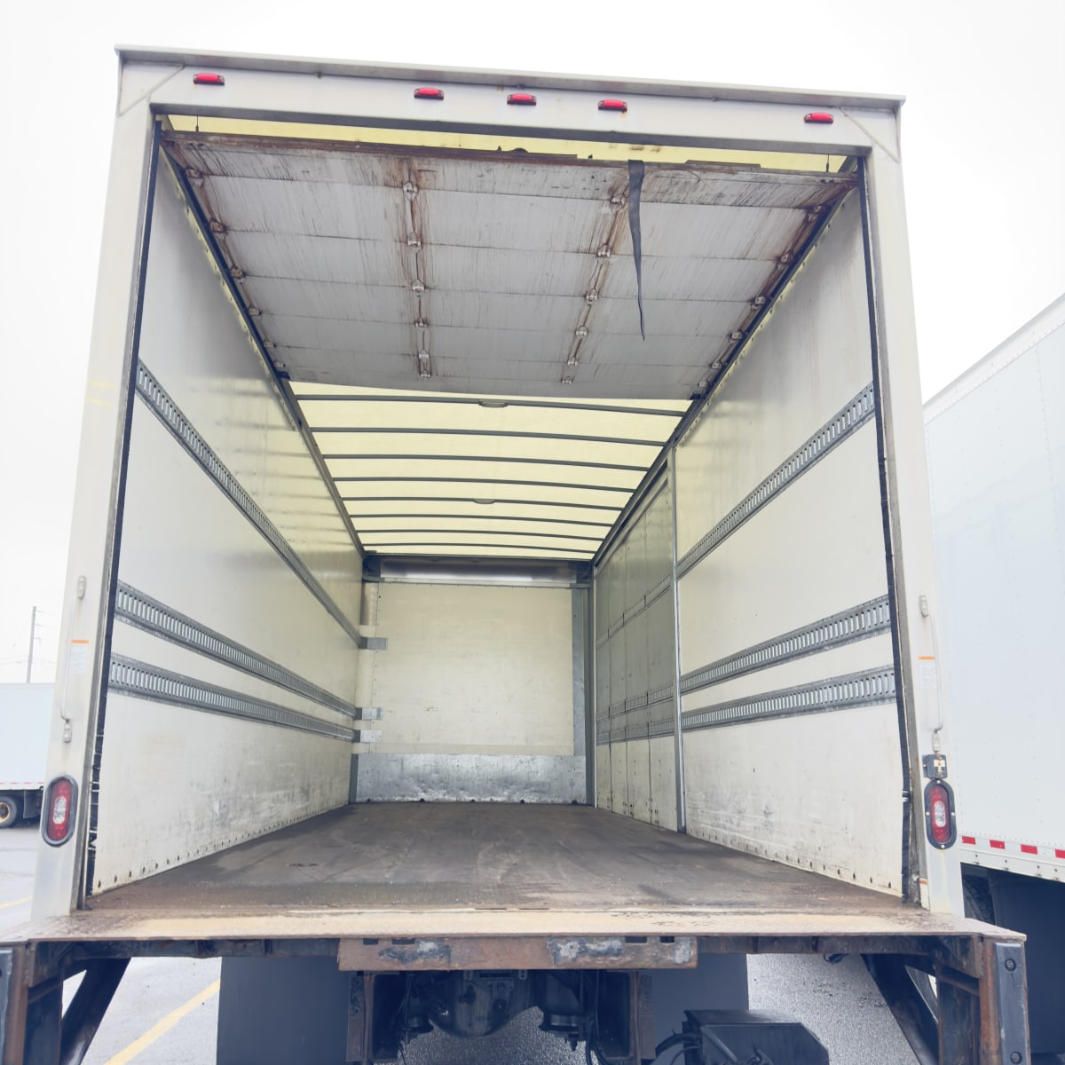 2017 Freightliner/Mercedes M2 106 672447