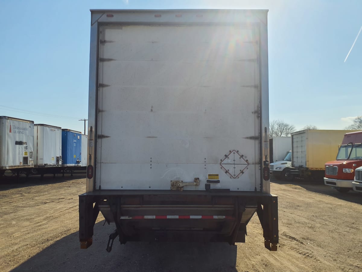 2017 Freightliner/Mercedes M2 106 672452