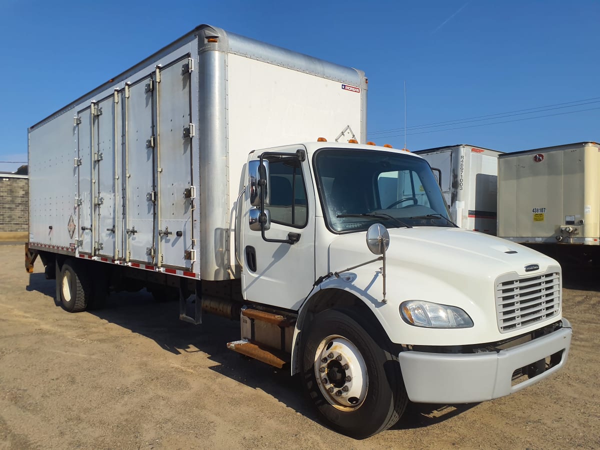 2017 Freightliner/Mercedes M2 106 672452