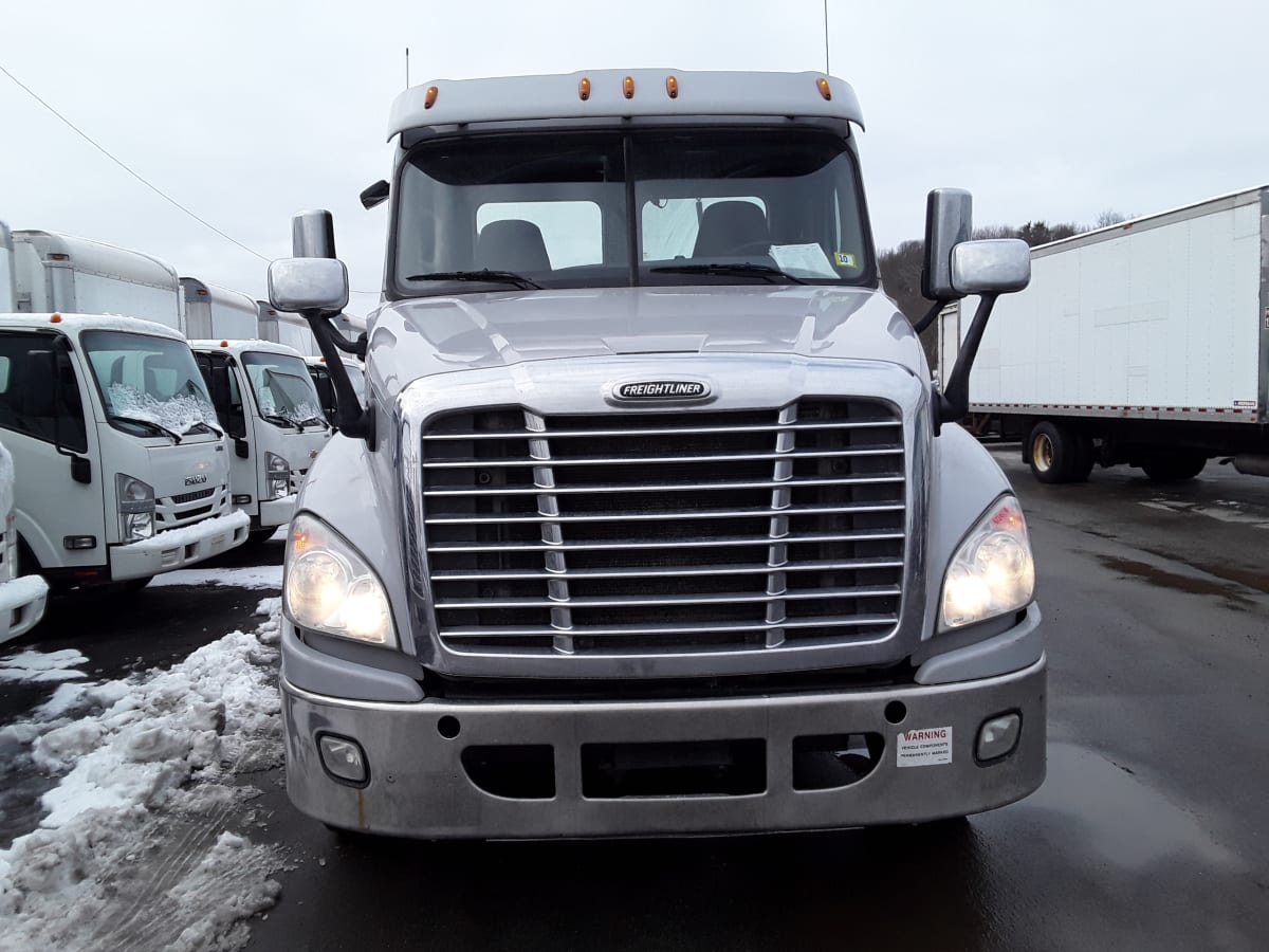 2017 Freightliner/Mercedes CASCADIA 125 672457