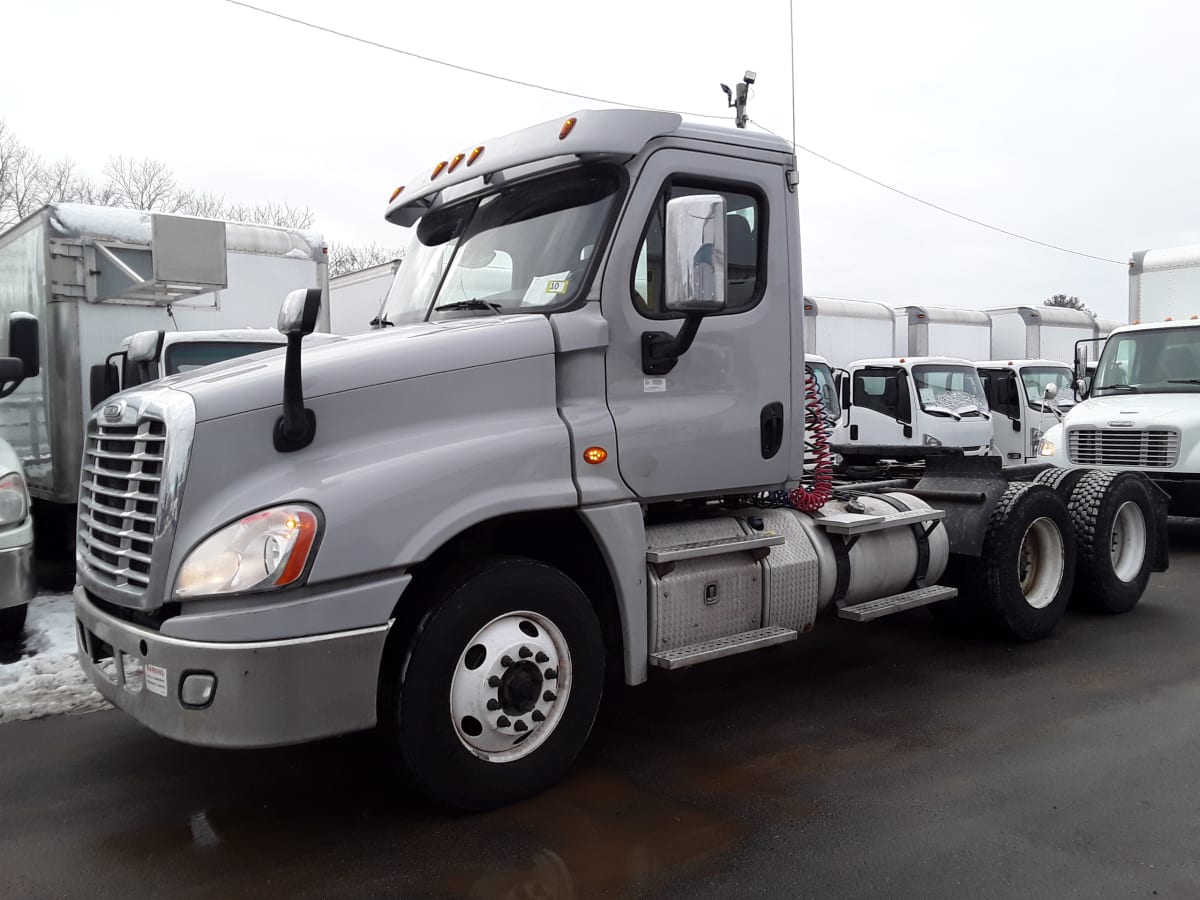 2017 Freightliner/Mercedes CASCADIA 125 672457