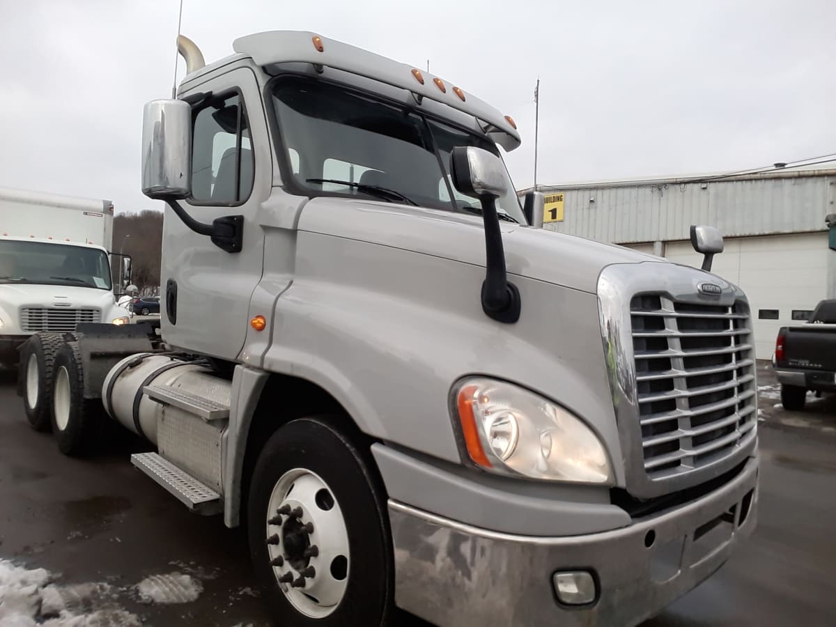 2017 Freightliner/Mercedes CASCADIA 125 672457