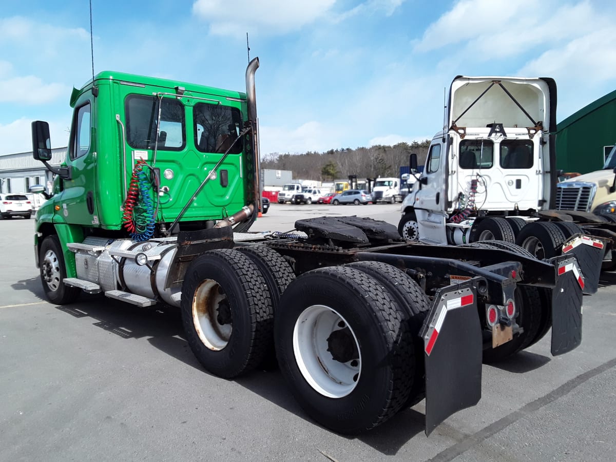 2017 Freightliner/Mercedes CASCADIA 125 672458