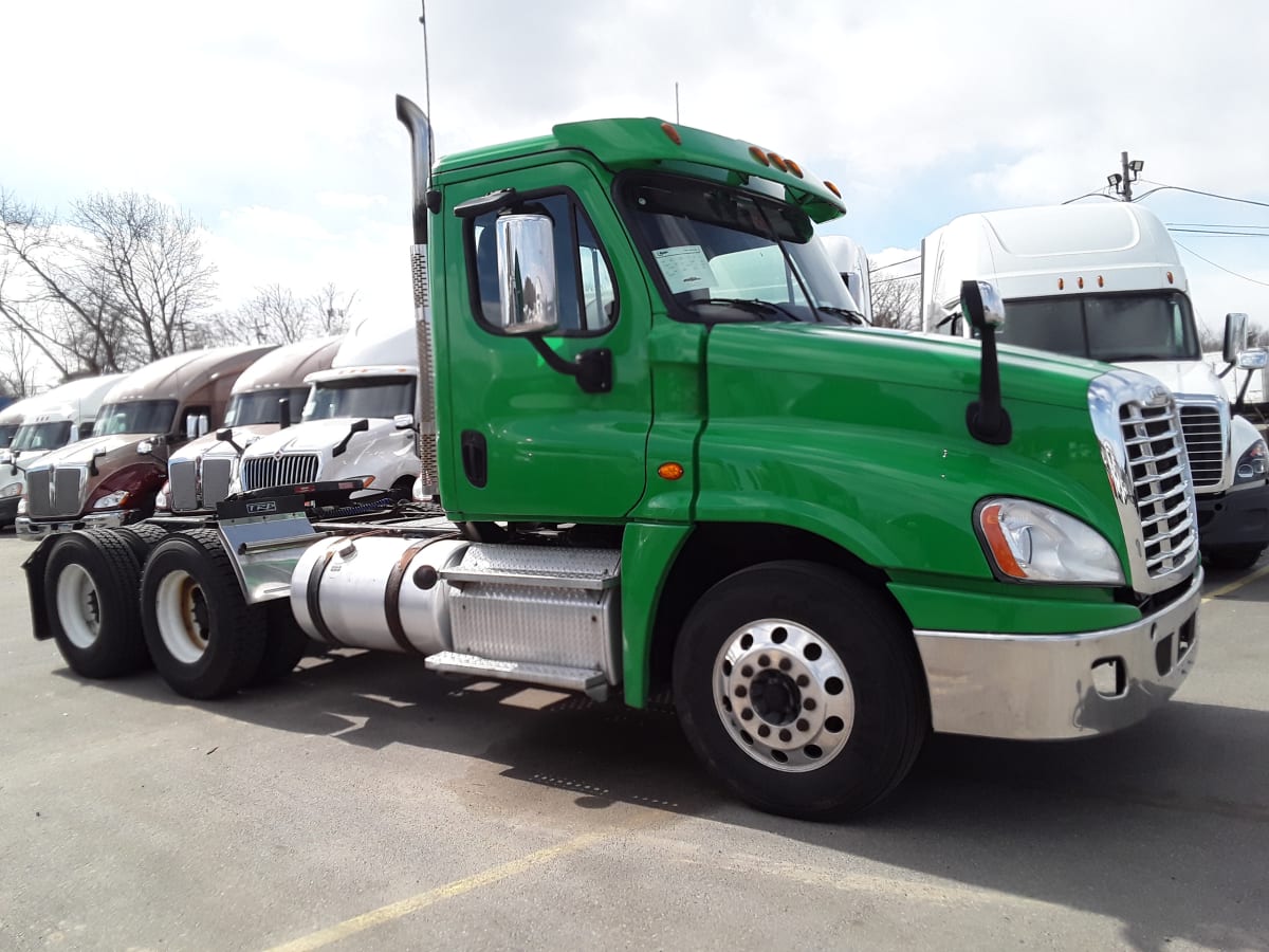 2017 Freightliner/Mercedes CASCADIA 125 672458