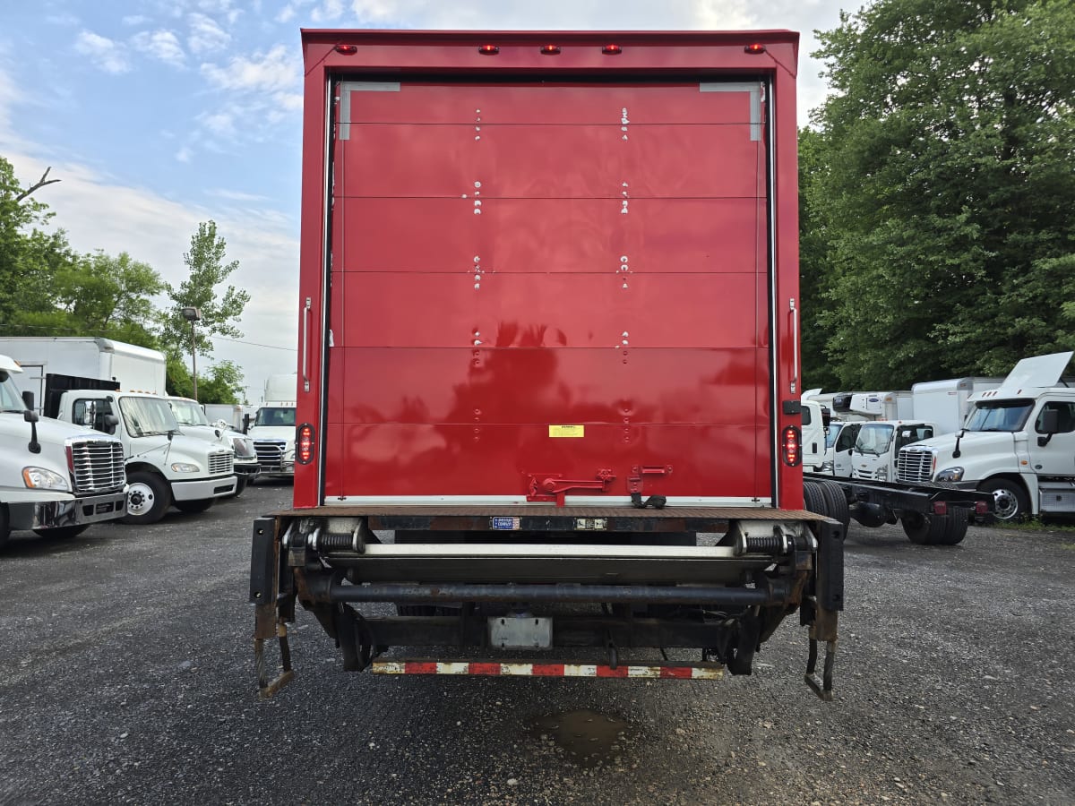 2017 Freightliner/Mercedes M2 106 672501