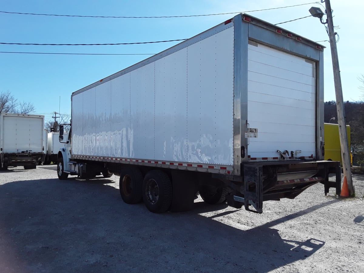 2017 Freightliner/Mercedes M2 106 672525