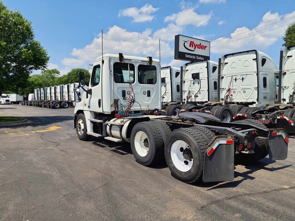 2016 Freightliner/Mercedes CASCADIA 125 672542