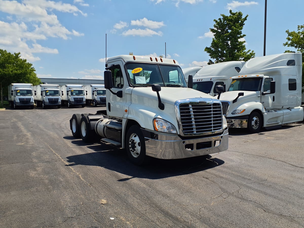 2016 Freightliner/Mercedes CASCADIA 125 672542