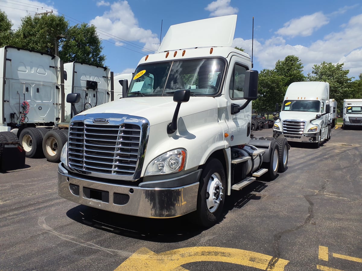 2016 Freightliner/Mercedes CASCADIA 125 672548