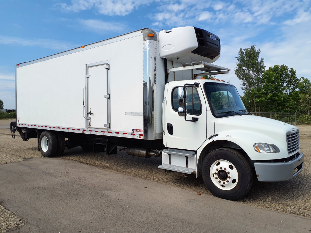 2017 Freightliner/Mercedes M2 106 672551