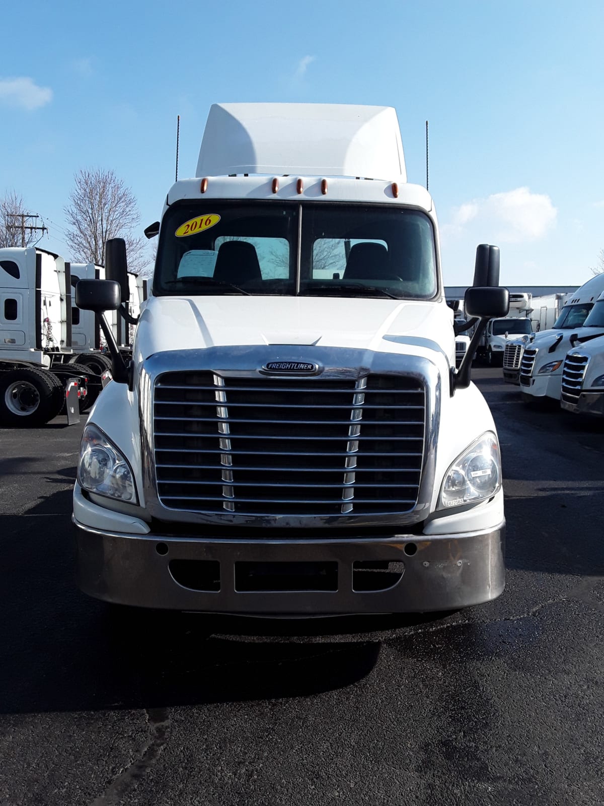 2016 Freightliner/Mercedes CASCADIA 125 672563