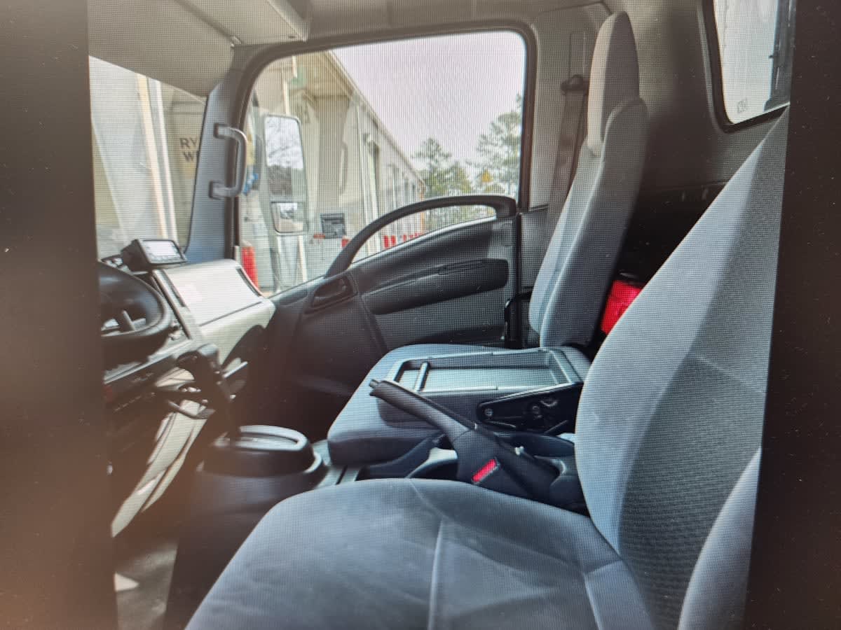 2017 Isuzu NPR HD 672568