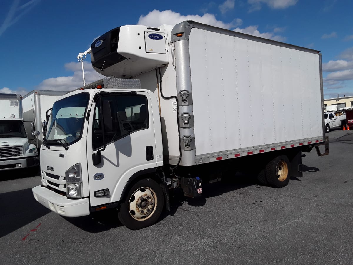 2017 Isuzu NPR 672580