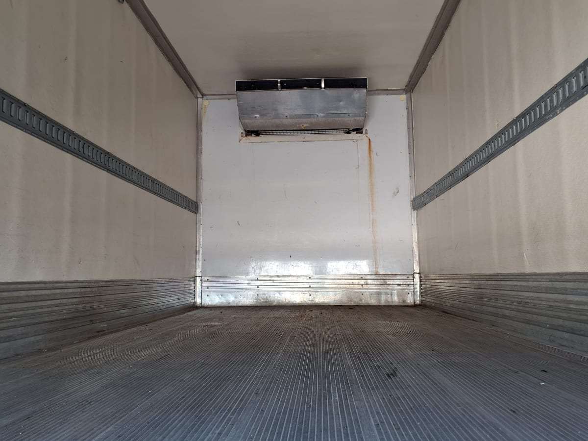 2017 Isuzu NPR 672582