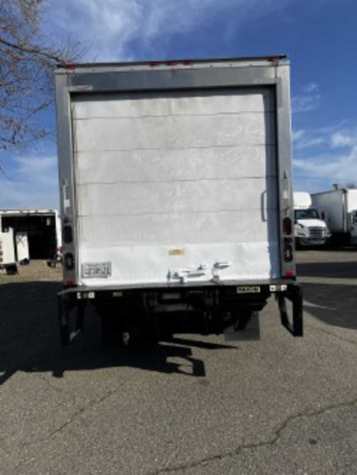 2017 Isuzu NPR 672585