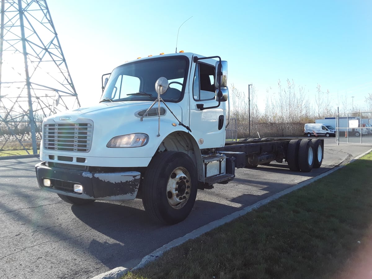 2017 Freightliner/Mercedes M2 106 672626