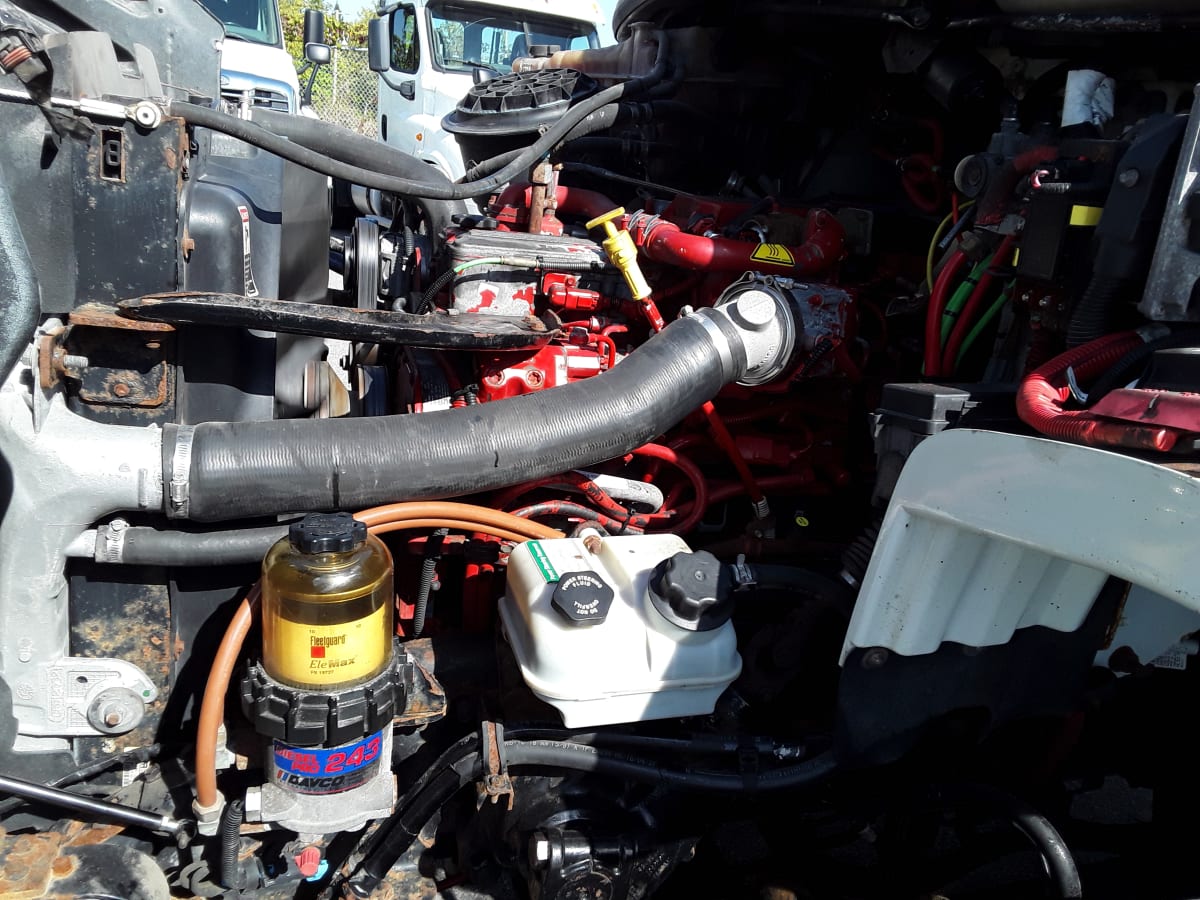 2017 Freightliner/Mercedes M2 106 672627