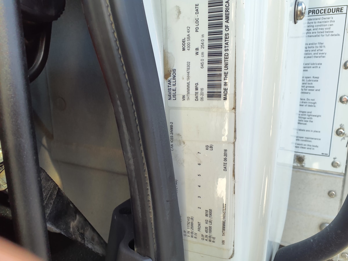 2017 Navistar International 4300 672775