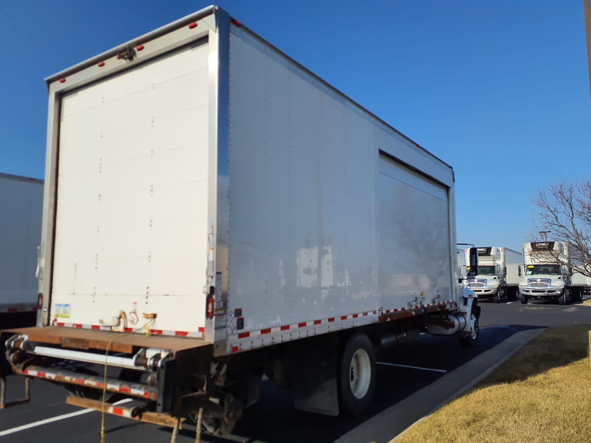 2017 Navistar International 4300 672775