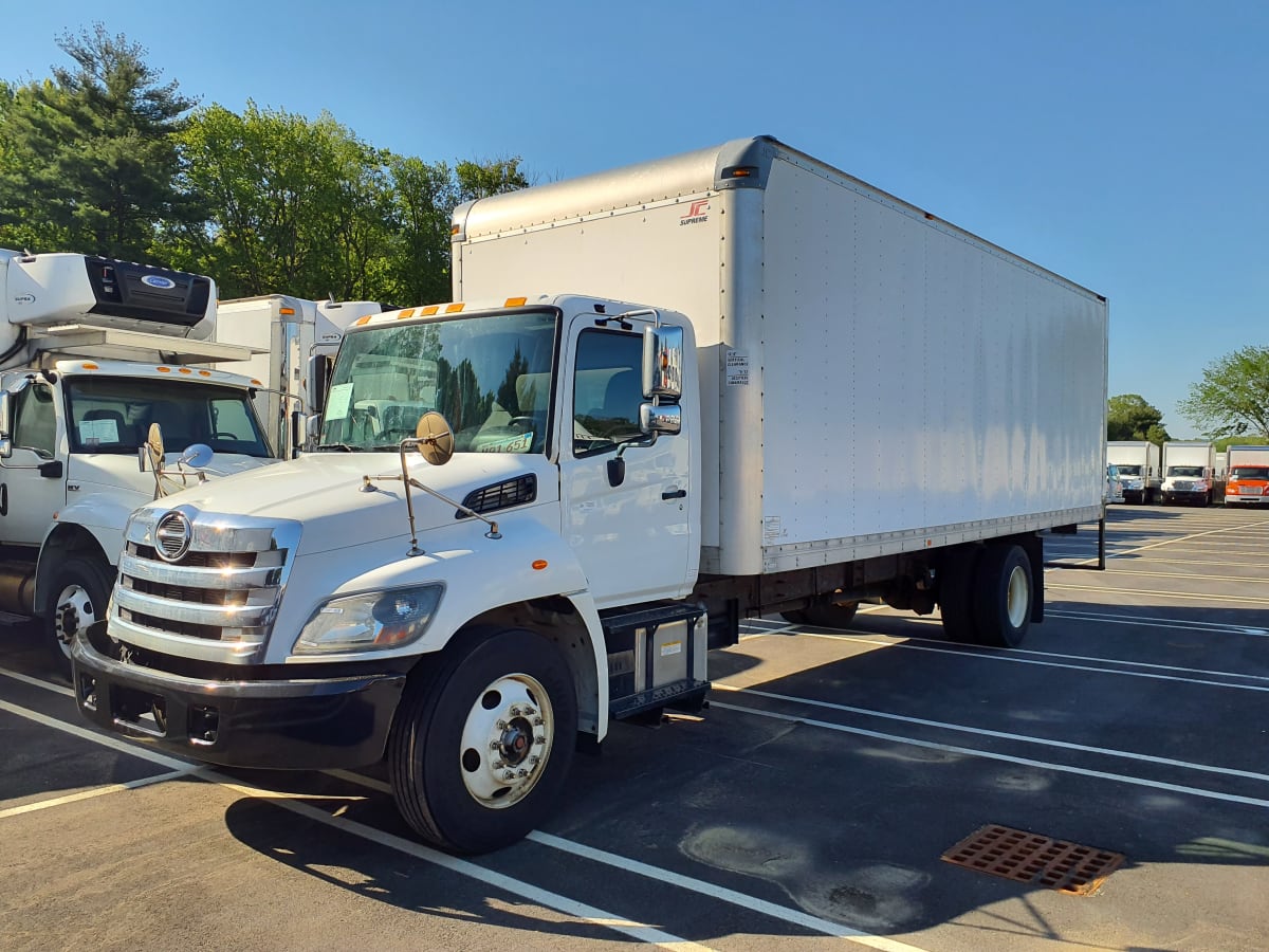 2017 Hino HINO 268 672807