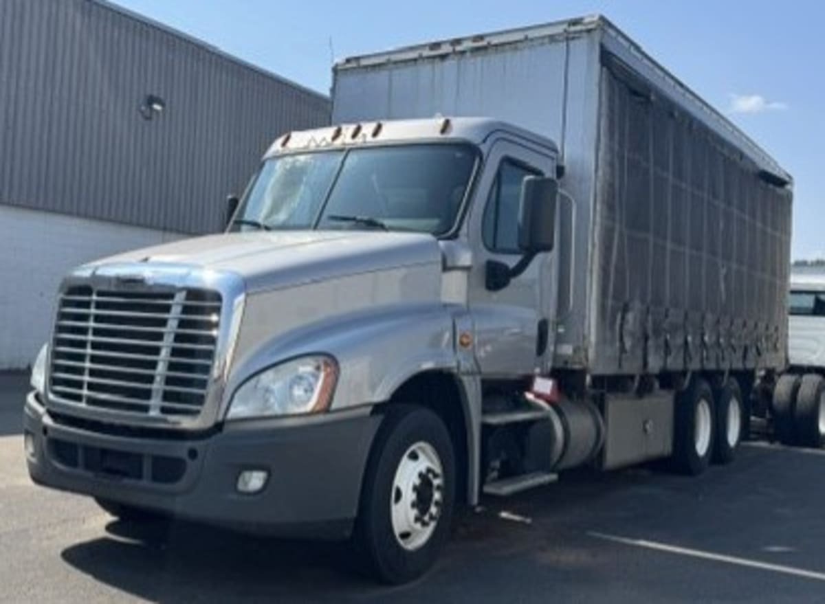 2017 Freightliner Cascadia in Springfield, MA