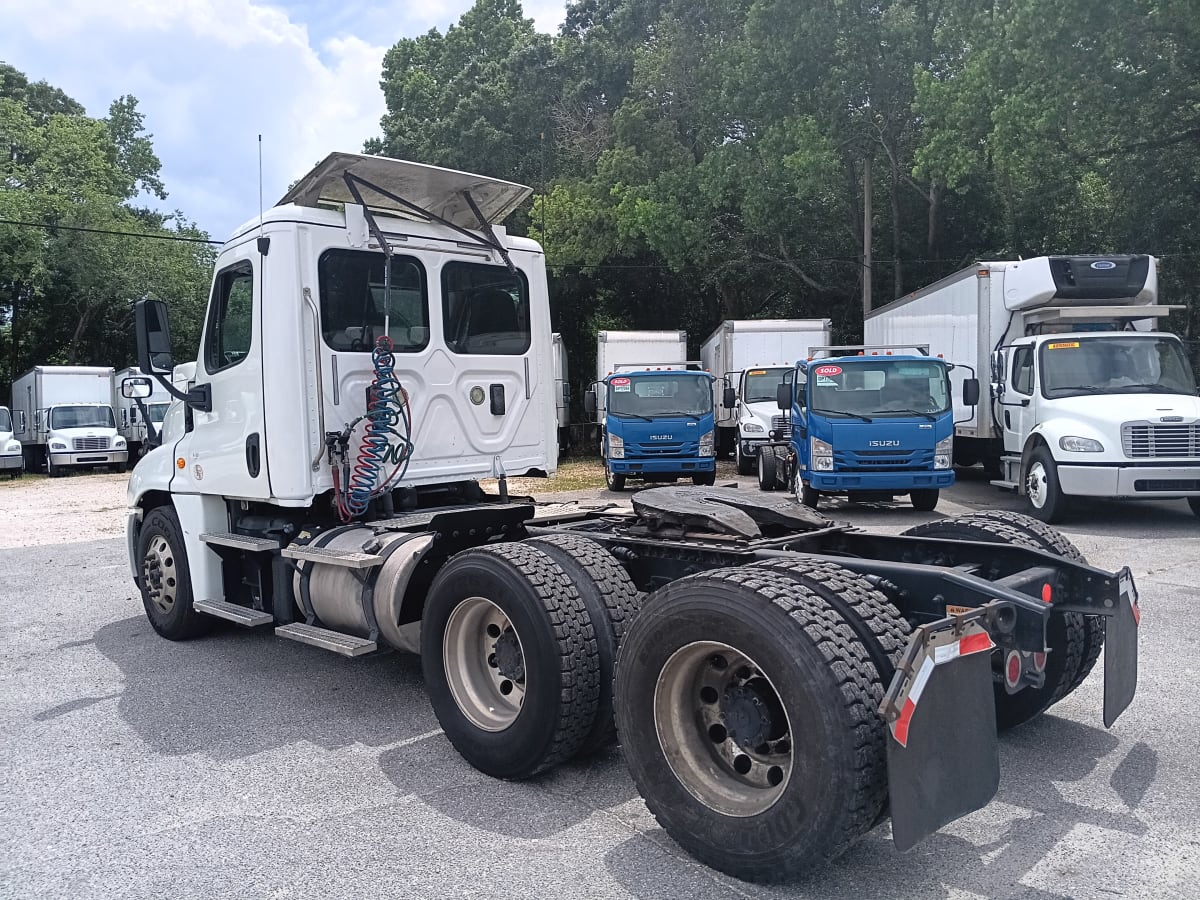 2017 Freightliner/Mercedes CASCADIA 125 672822