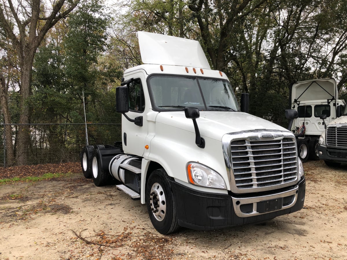 2017 Freightliner/Mercedes CASCADIA 125 672823