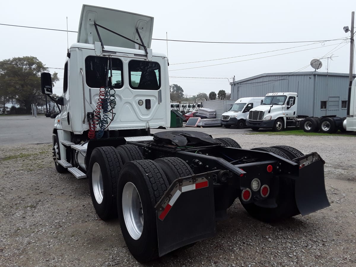 2017 Freightliner/Mercedes CASCADIA 125 672824