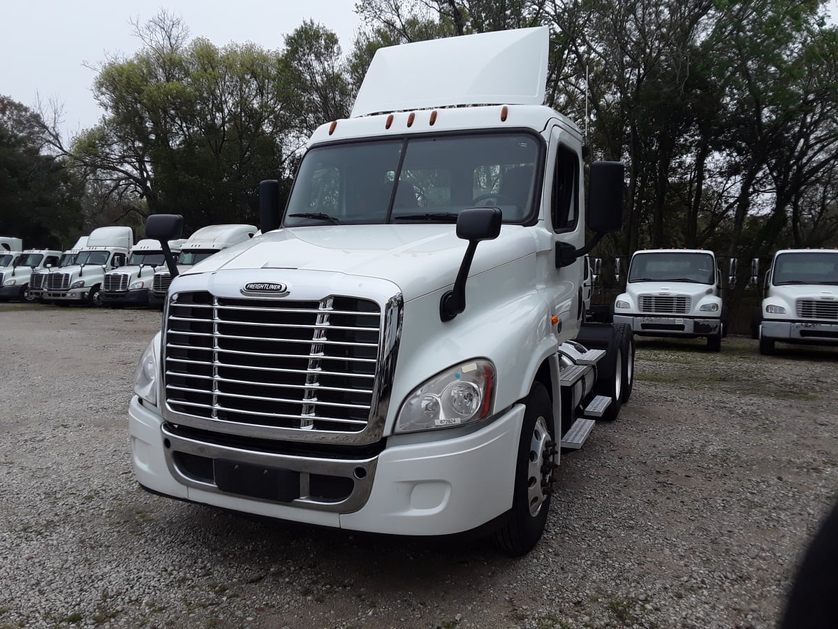 2017 Freightliner/Mercedes CASCADIA 125 672824