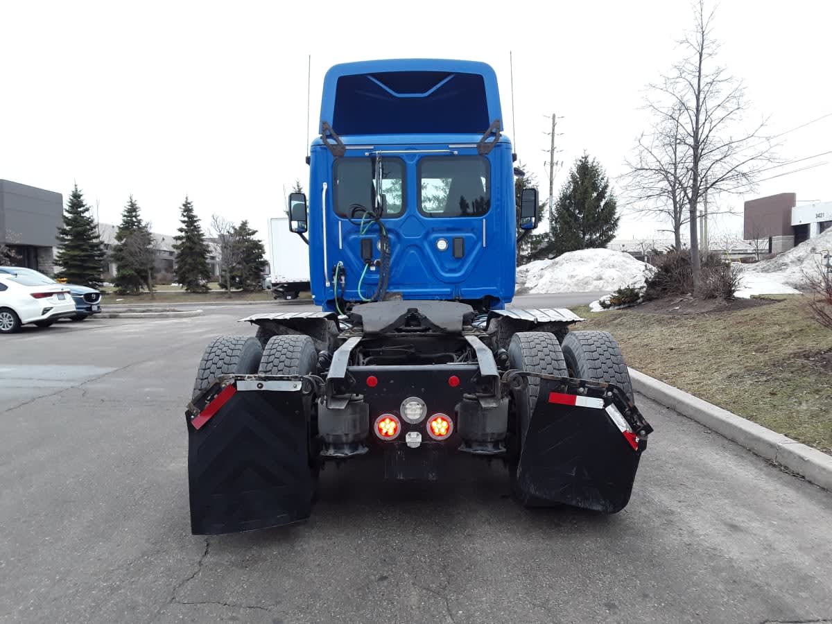 2017 Freightliner/Mercedes CASCADIA 125 672825