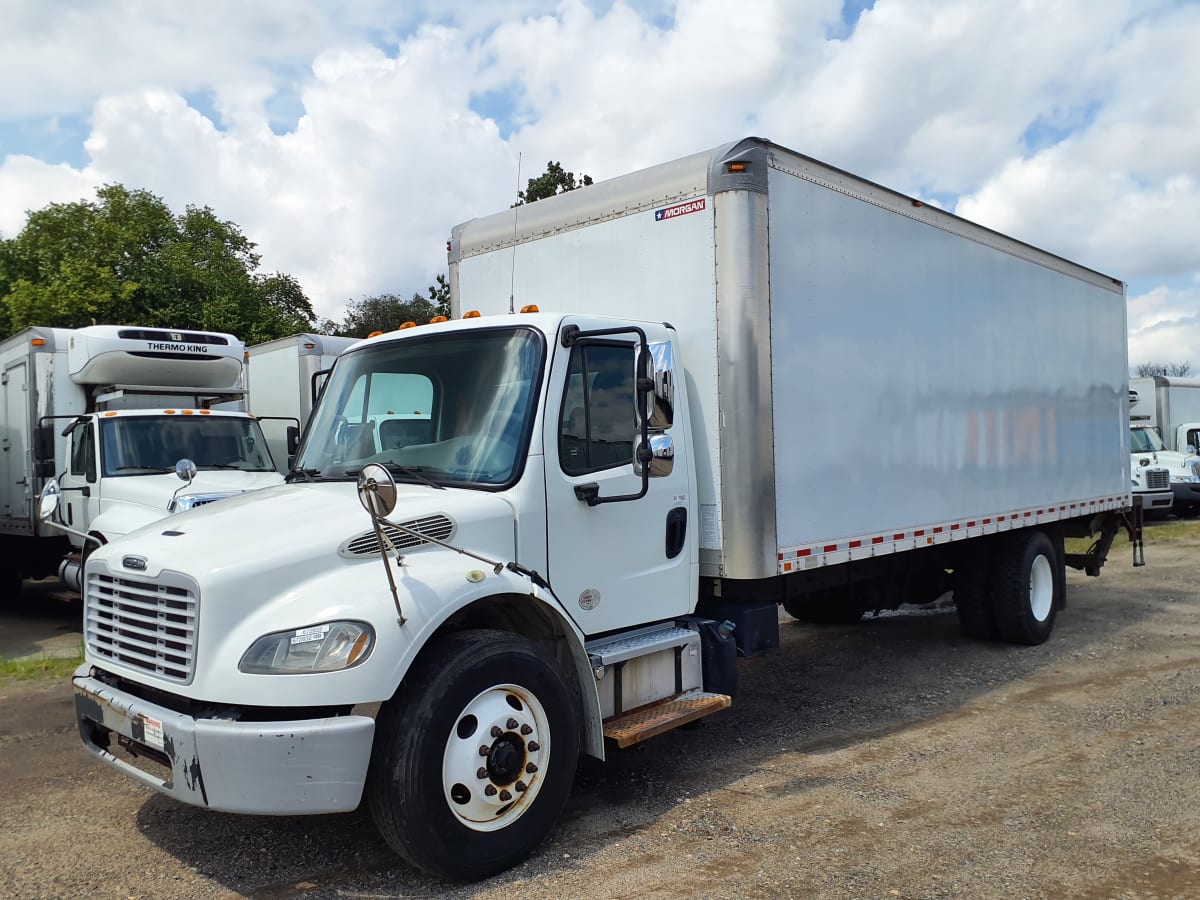 2017 Freightliner/Mercedes M2 106 672832