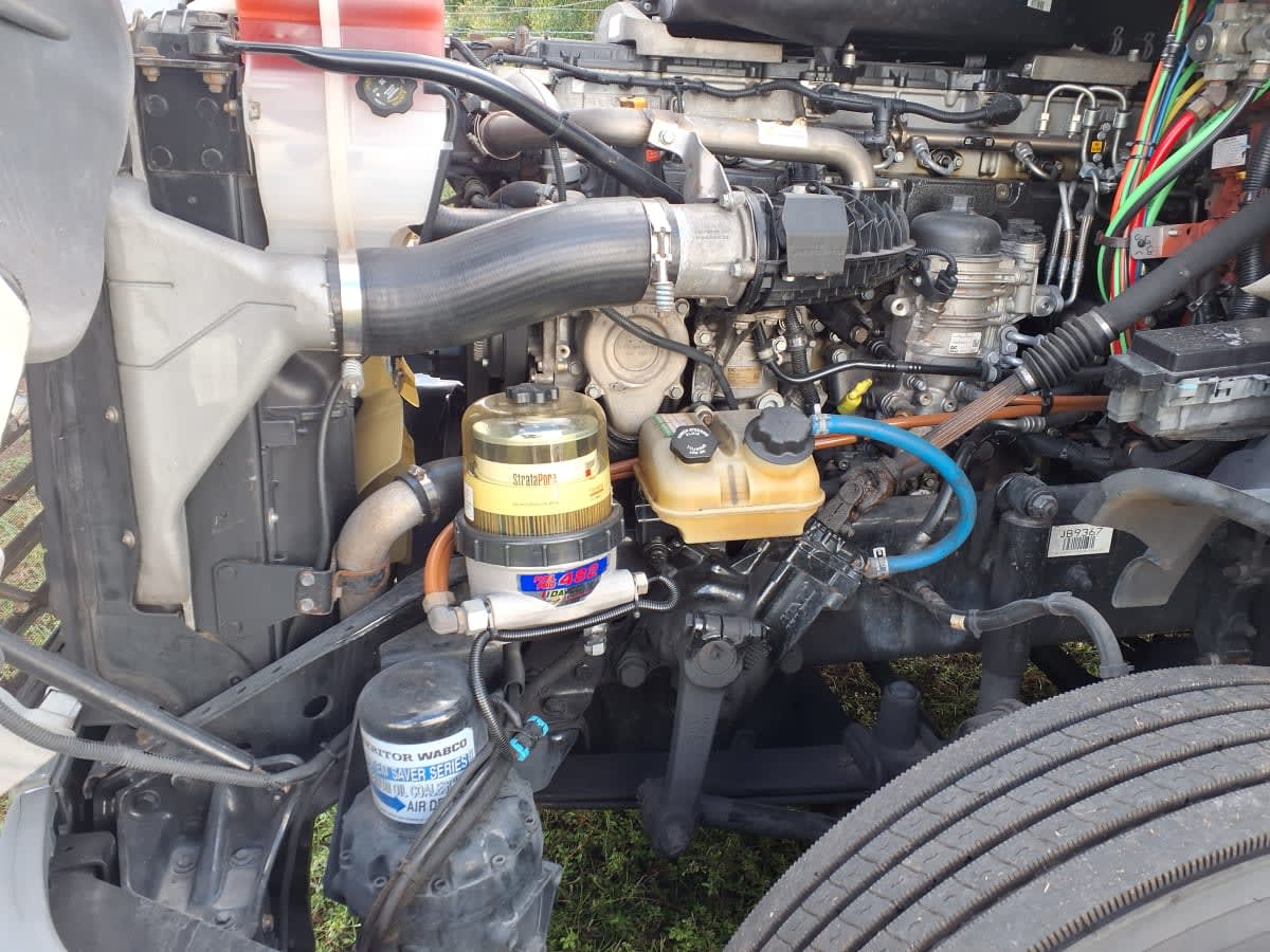 2017 Freightliner - image 9