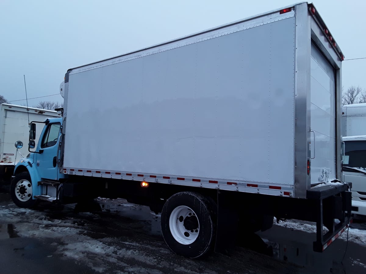 2017 Freightliner/Mercedes M2 106 672875