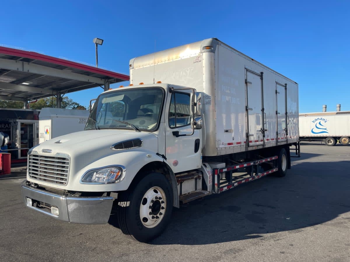 2017 Freightliner/Mercedes M2 106 672911
