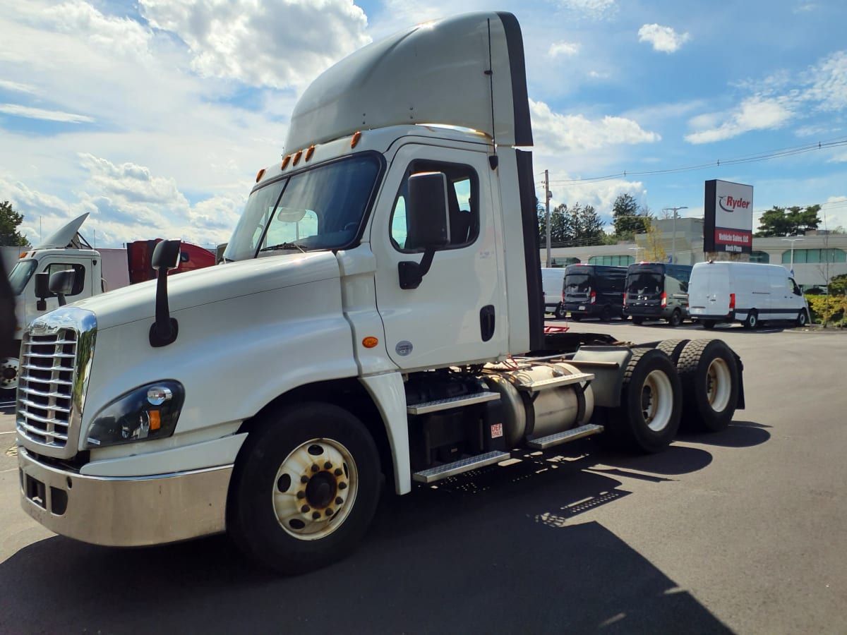 2017 Freightliner/Mercedes CASCADIA 125 672924