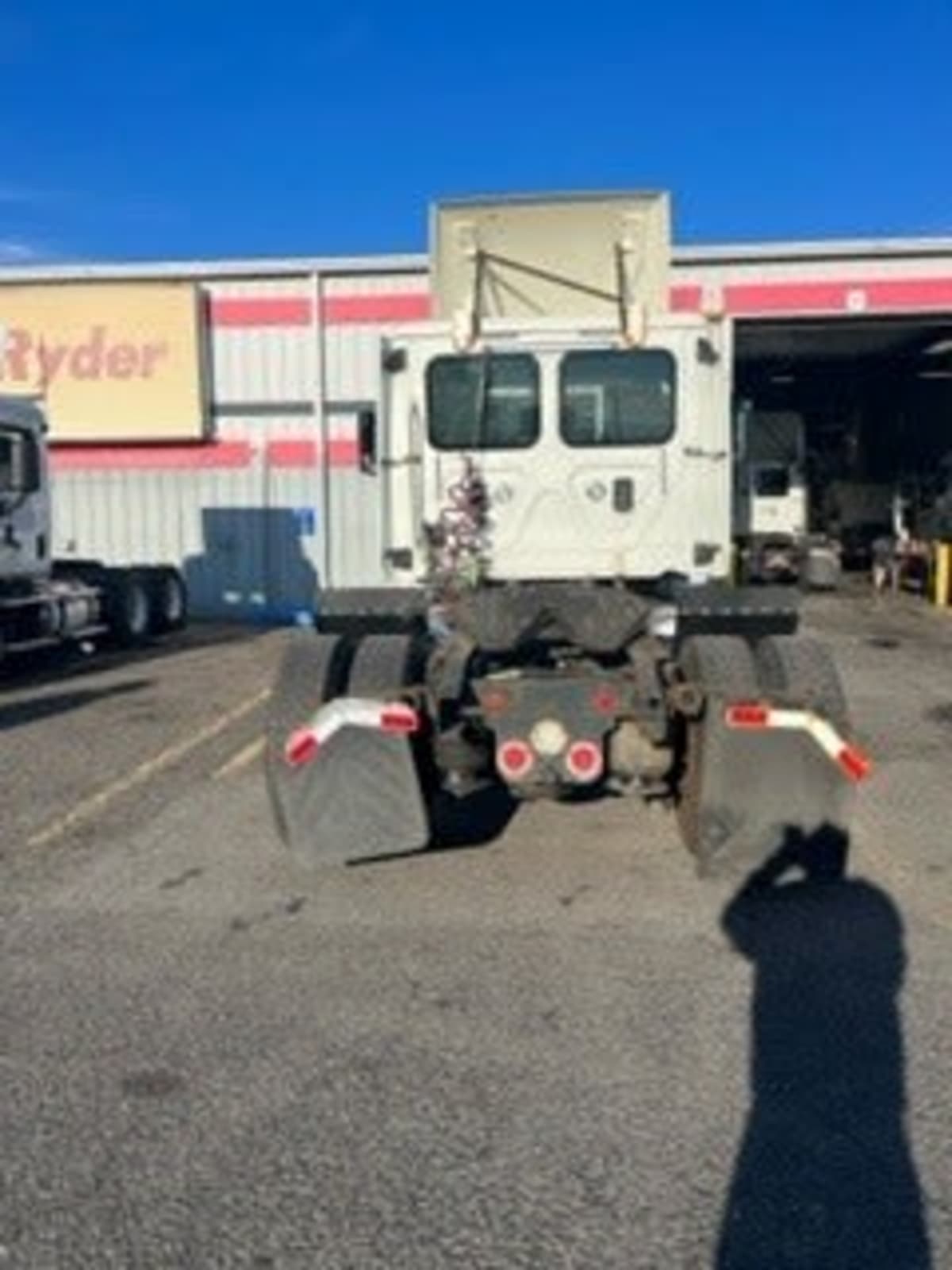 2017 Freightliner/Mercedes CASCADIA 125 672931