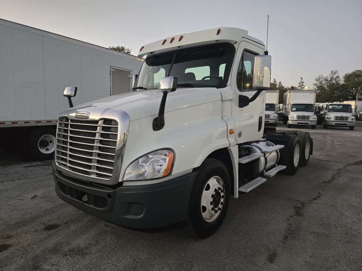 2017 Freightliner/Mercedes CASCADIA 125 672973