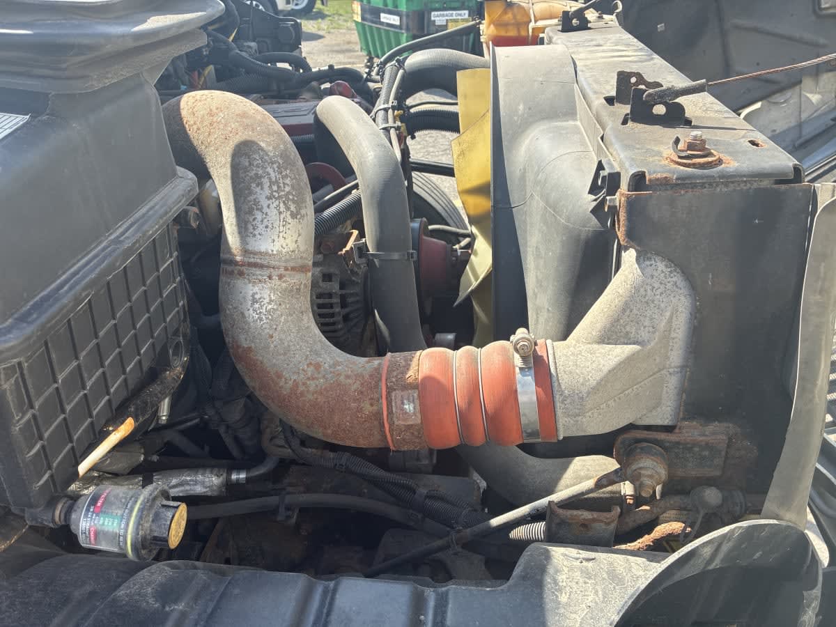 2017 Navistar International 4300 672977