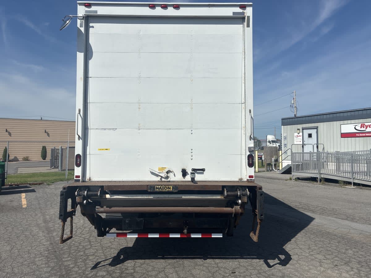 2017 Navistar International 4300 672977