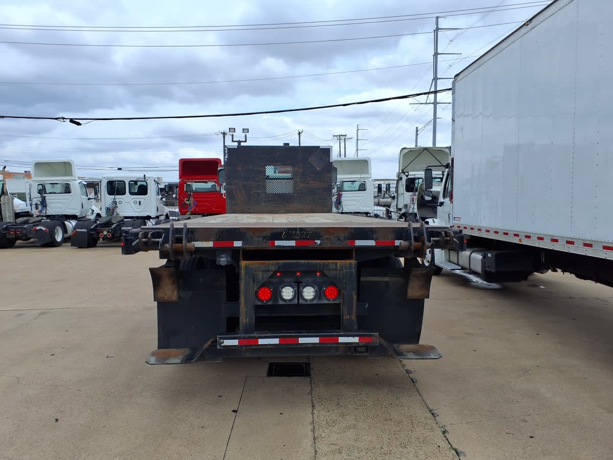 2017 Freightliner/Mercedes M2 106 673027