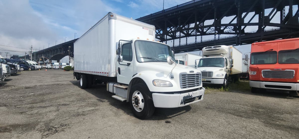 2017 Freightliner/Mercedes M2 106 673040