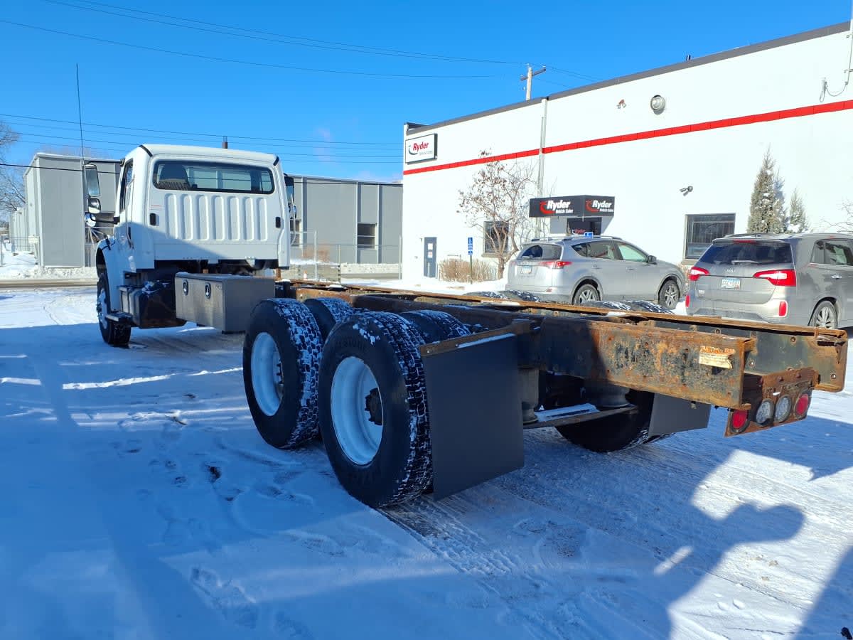 2017 Freightliner/Mercedes M2 106 673073
