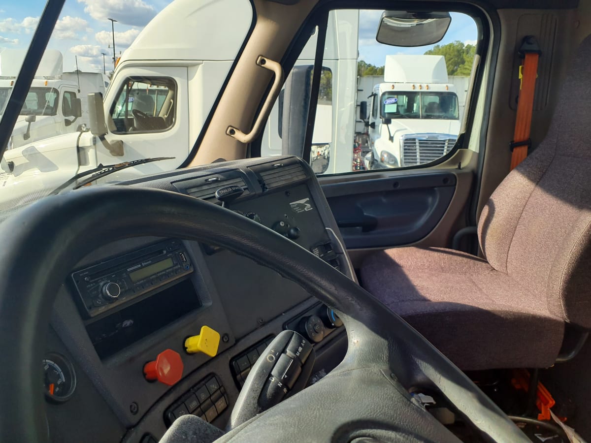 2017 Freightliner/Mercedes CASCADIA 125 673094