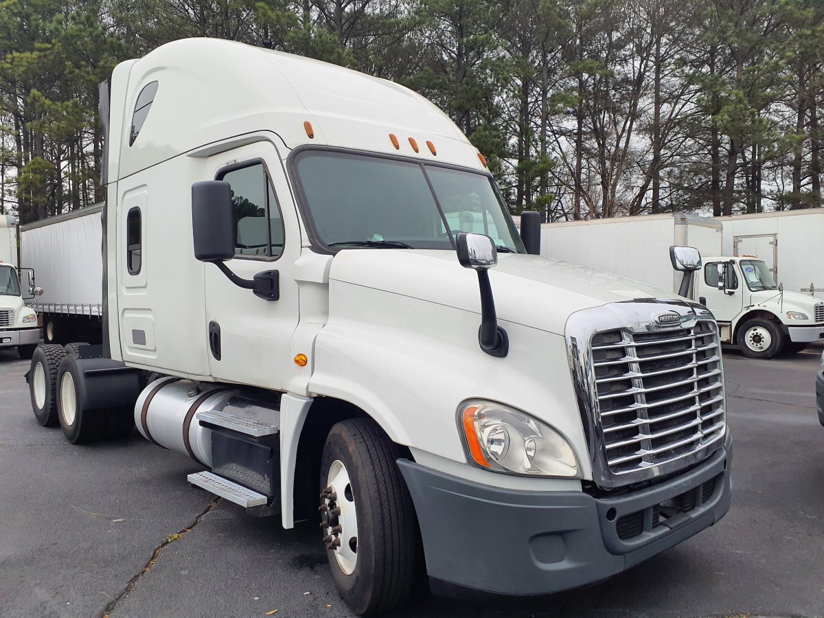 2017 Freightliner/Mercedes CASCADIA 125 673100